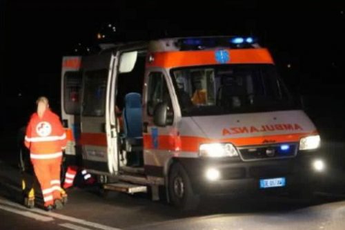 Rissa nella notte in Via XXV Aprile