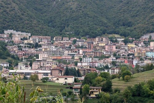 Spariscono le reti metallica sulla strada per la Valsabbia