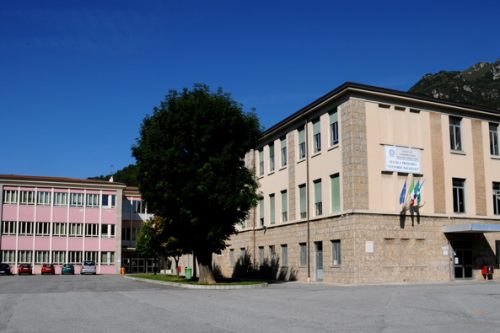 Lumezzane affronta il calo delle nascite: necessario ripianificare il sistema scolastico