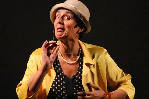Paola Rizzi in scena all’Odeon con “Paese mio che stai sulla collina”