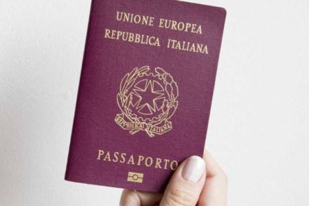 Richieste di rilascio e di rinnovo passaporto Richieste di rilascio e di rinnovo passaporto