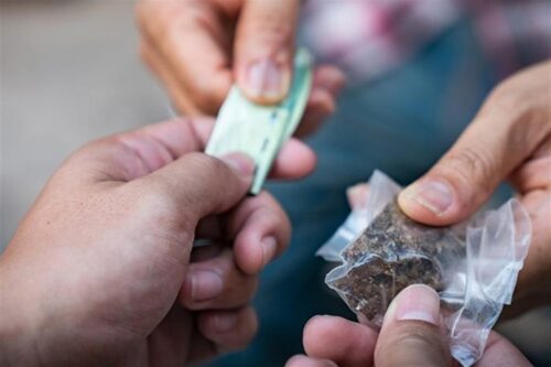 Anche a Lumezzane continua il contrasto allo spaccio di sostanze stupefacenti