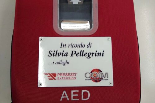 Il defibrillatore in ricordo di Silvia Pellegrini sarà posto sulla nuova ambulanza