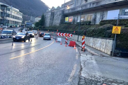 Via Mainone riapre: un passo avanti nei lavori al collettore
