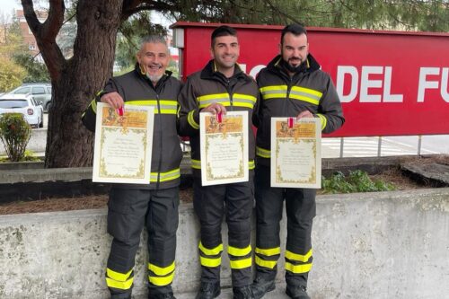 I Vigili del Fuoco volontari di Lumezzane celebrano la festa di Santa Barbara con tre onorificenze